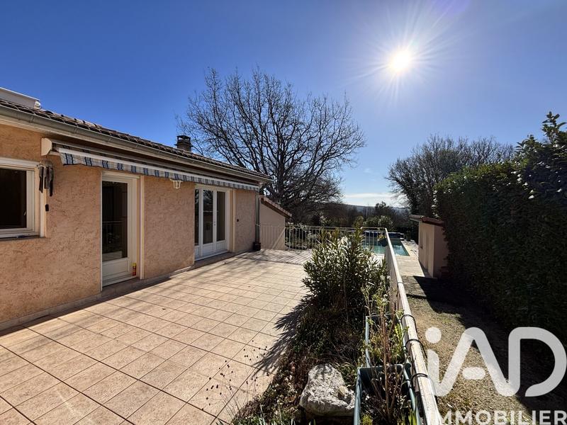 Maison - 127 m² - 6 pièces