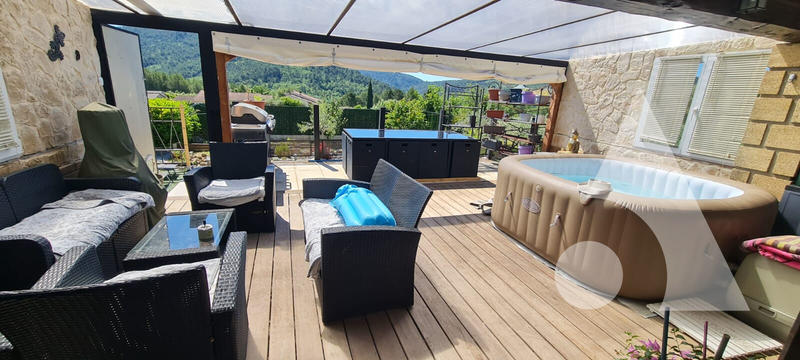 Maison - 128 m² - 4 pièces