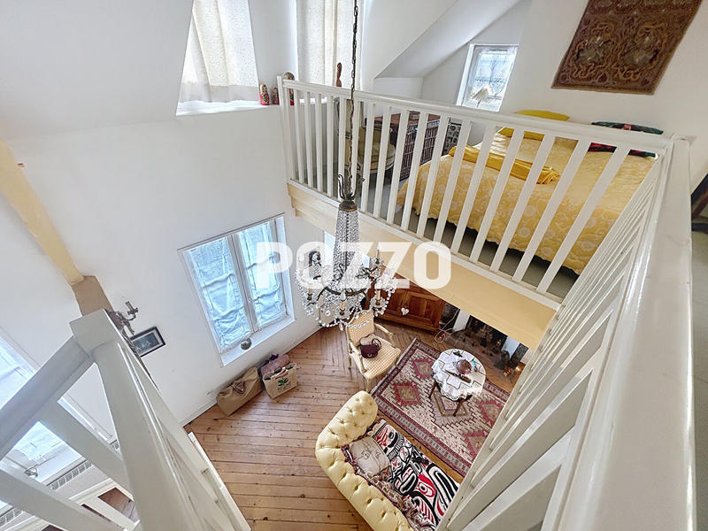 Maison - 163 m² - 6 pièces