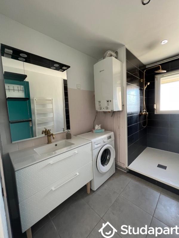 Chambre - 14 m² - 1 pièce