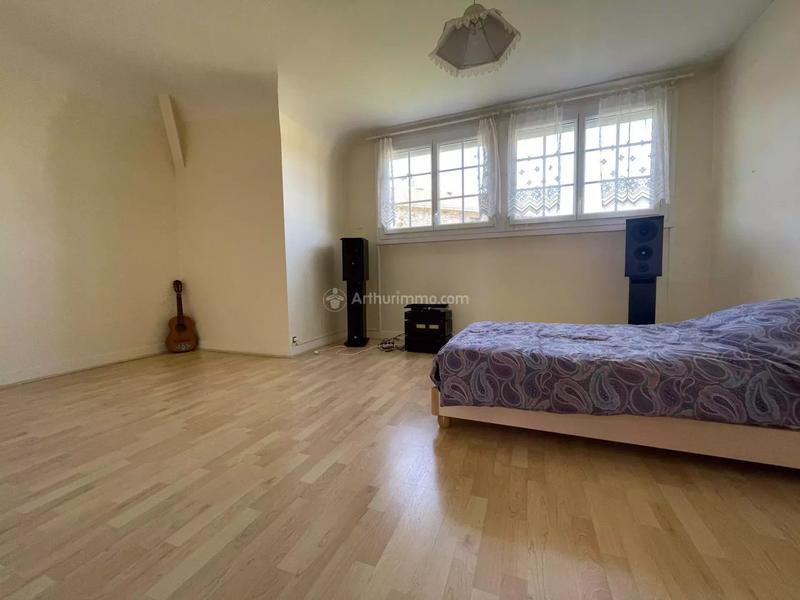 Maison - 139 m² - 7 pièces