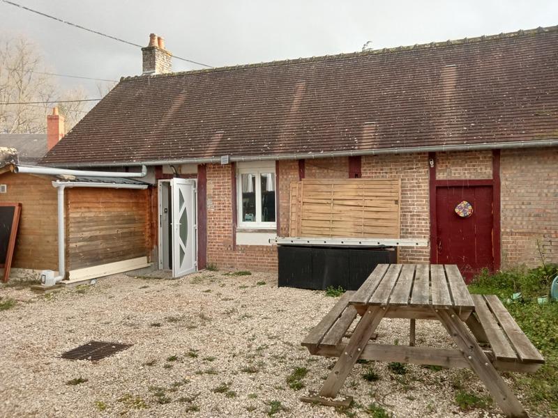 Maison - 200 m² - 8 pièces