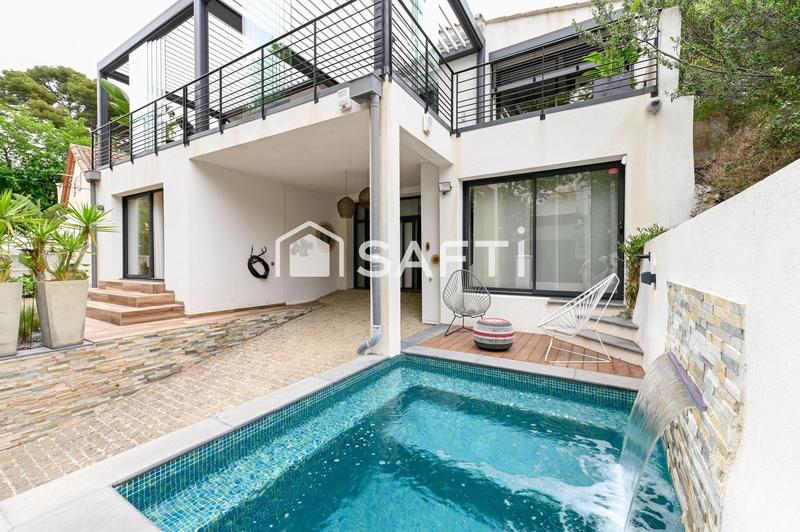 Maison - 191 m² - 7 pièces