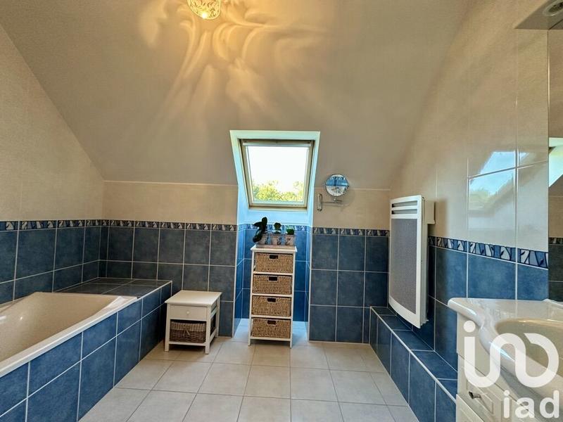 Maison - 167 m² - 6 pièces