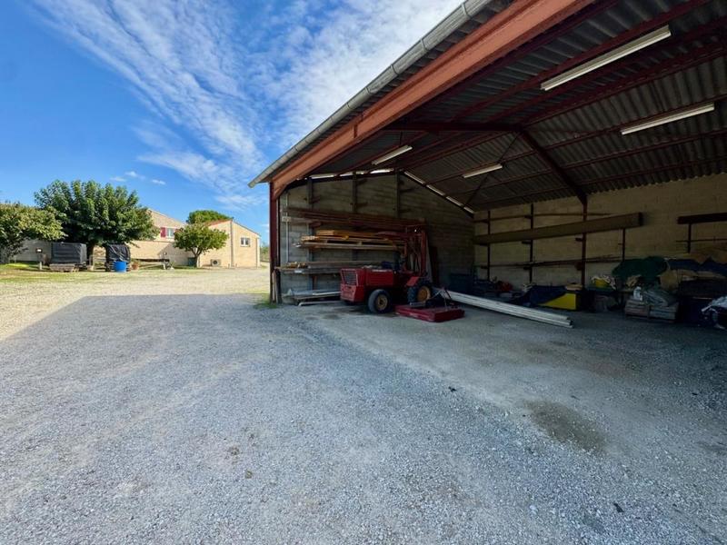 Maison - 184 m² - 7 pièces