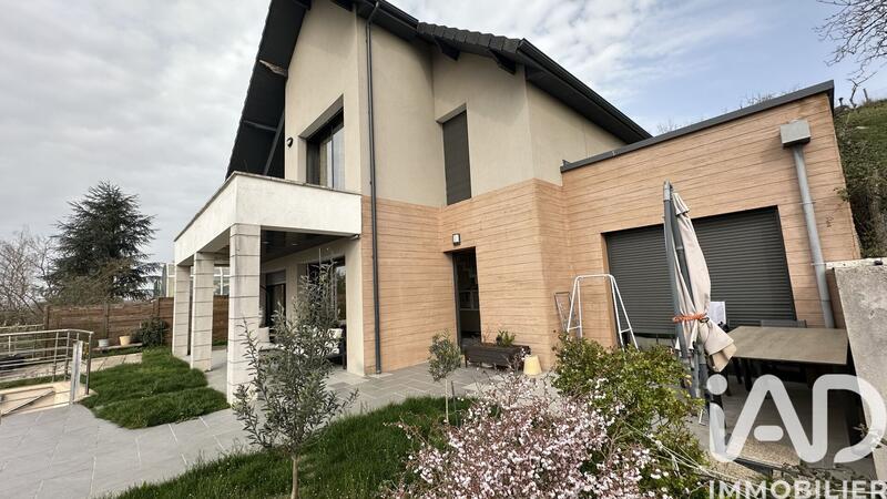 Maison - 160 m² - 4 pièces