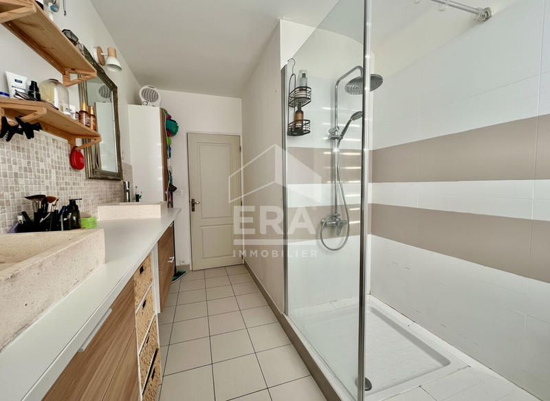 Maison - 145 m² - 5 pièces