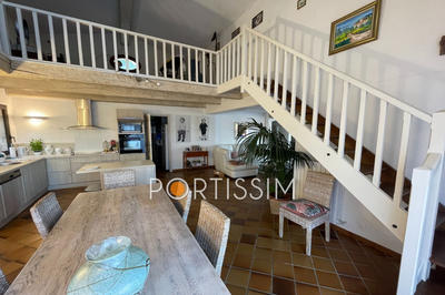 Maison - 149 m² - 6 pièces