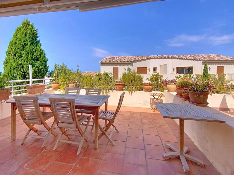 Appartement - 128 m² - 6 pièces