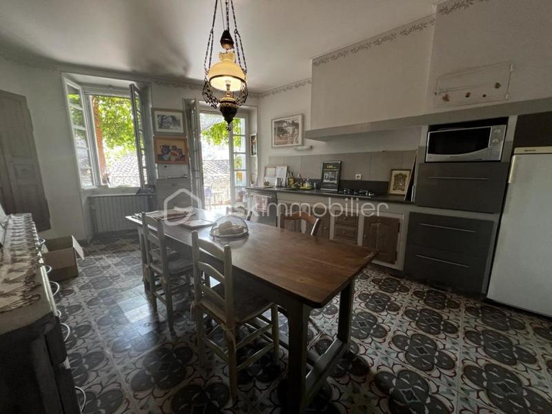 Maison de village - 178 m² - 7 pièces