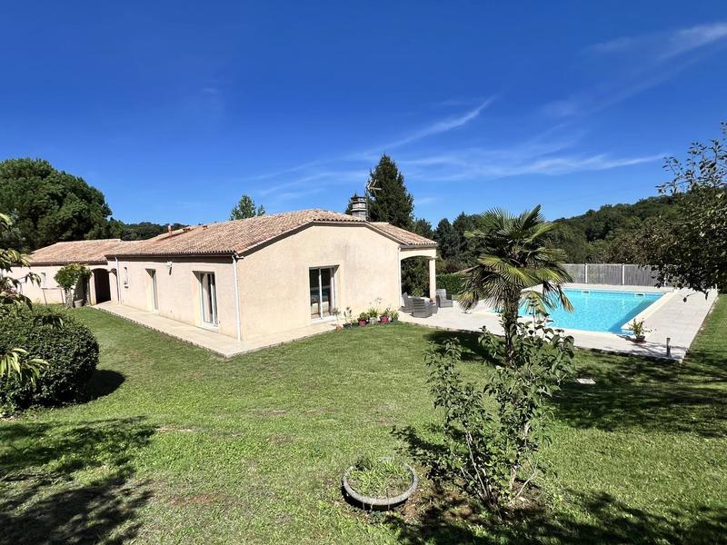 Maison - 119 m² - 5 pièces