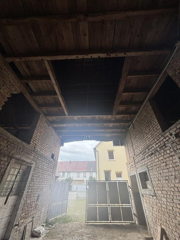 Maison - 400 m² - 1 pièce