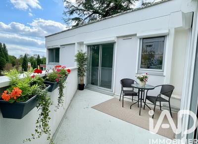 Appartement - 80 m² - 4 pièces