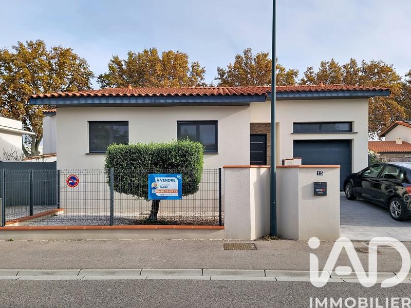 Maison - 90 m² - 4 pièces