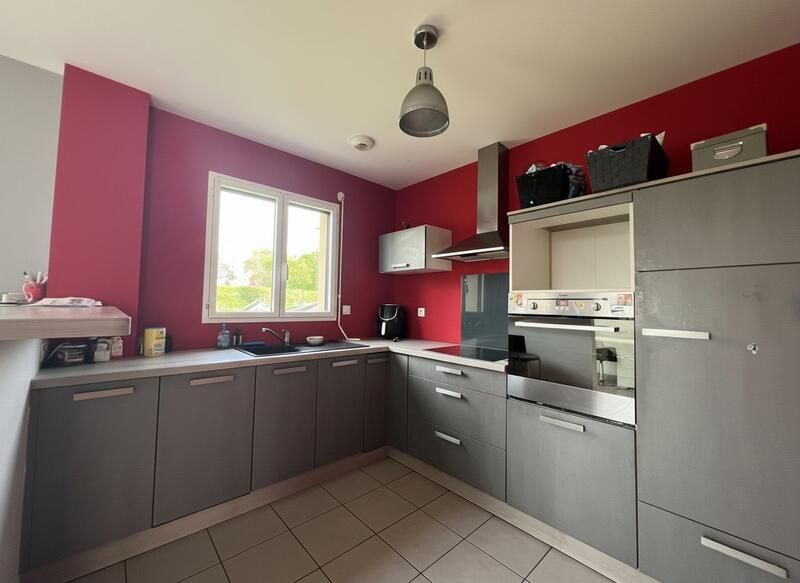 Maison - 94 m² - 5 pièces