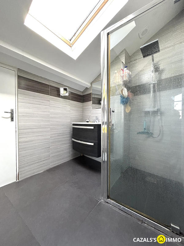 Maison traditionnelle - 89 m² - 4 pièces