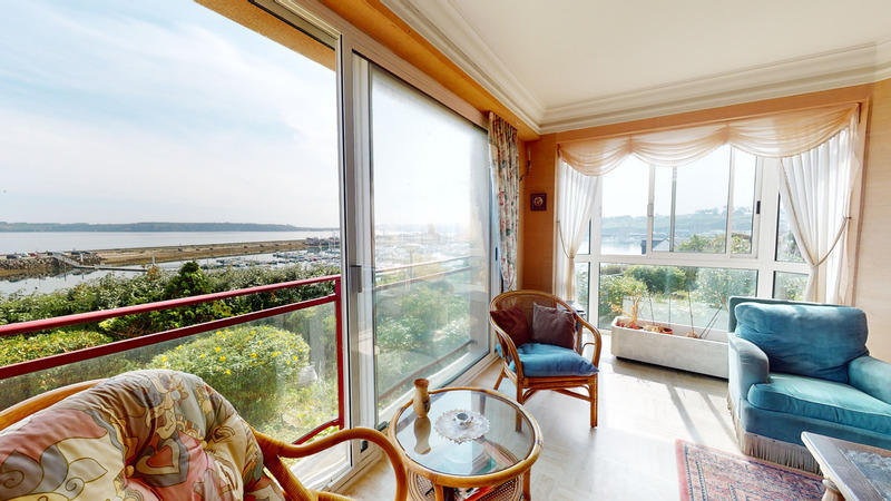 Maison - 142 m² - 6 pièces