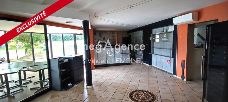 Local commercial - 246 m² - 7 pièces