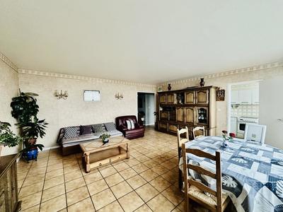 Appartement - 94 m² - 5 pièces