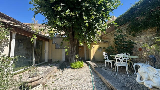 Maison de village - 196 m² - 6 pièces