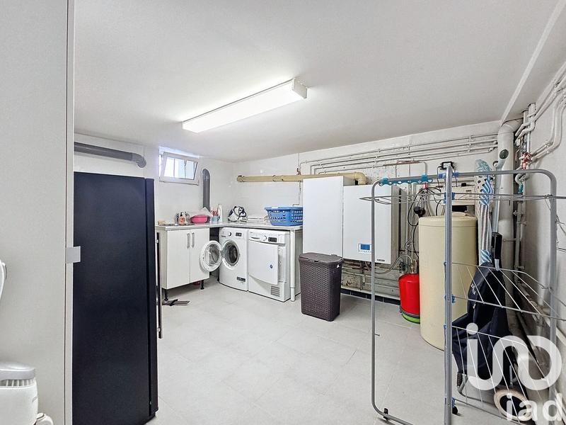 Maison - 170 m² - 7 pièces