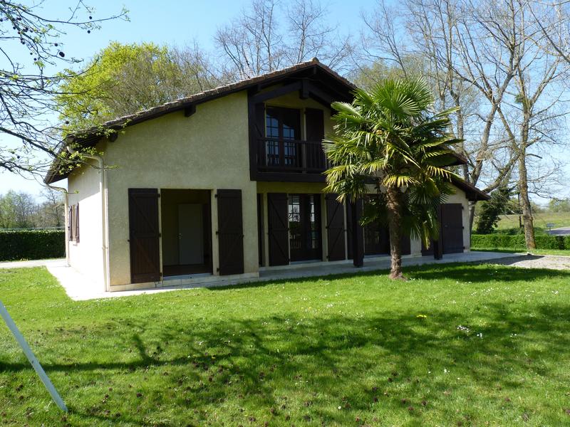 Maison - 105 m² - 5 pièces