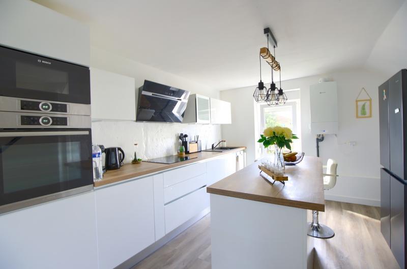 Appartement - 117 m² - 6 pièces