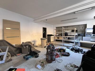 Studio - 75 m² - 2 pièces