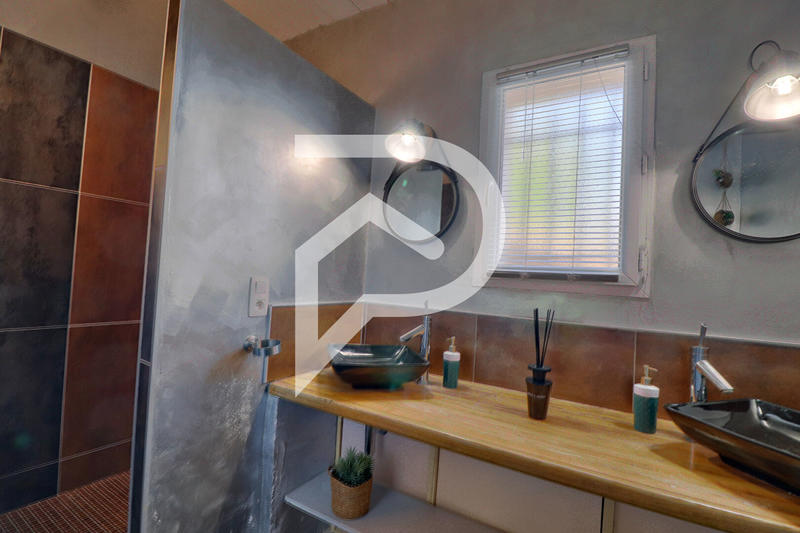 Villa - 173 m² - 6 pièces