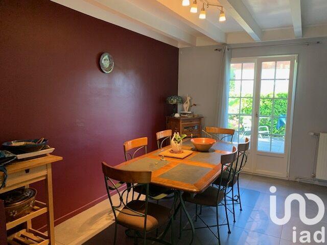 Maison - 166 m² - 7 pièces