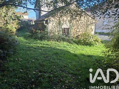 Maison de village - 80 m² - 4 pièces