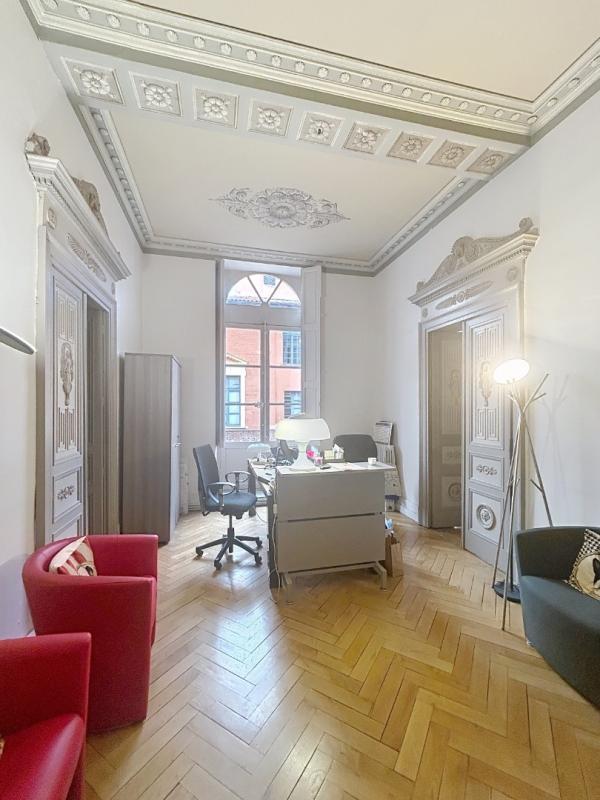 Local d'activité / Entrepôt - 168 m²