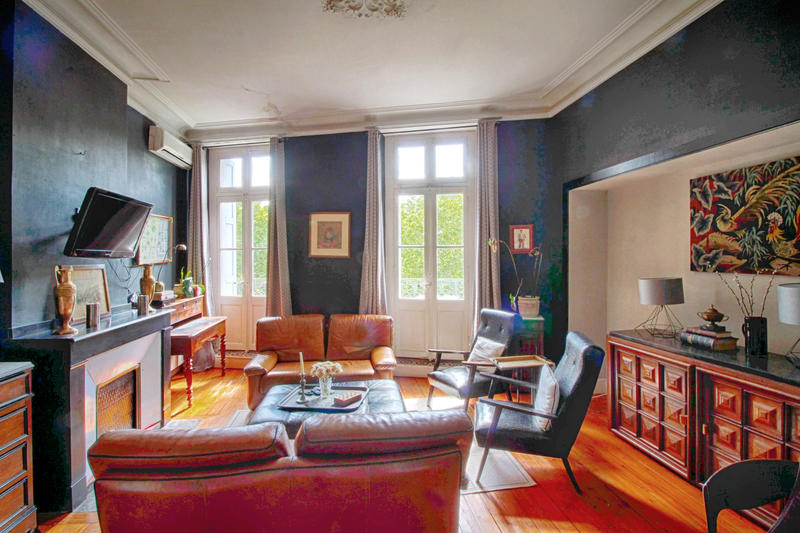 Appartement - 138 m² - 5 pièces