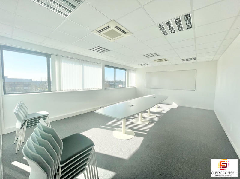 Bureau - 260 m²