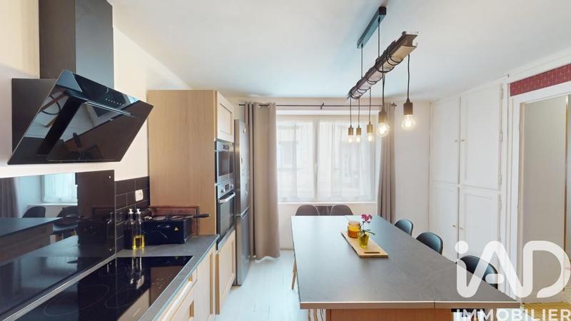 Maison de ville - 149 m² - 9 pièces