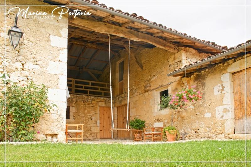 Maison en pierre - 235 m² - 5 pièces