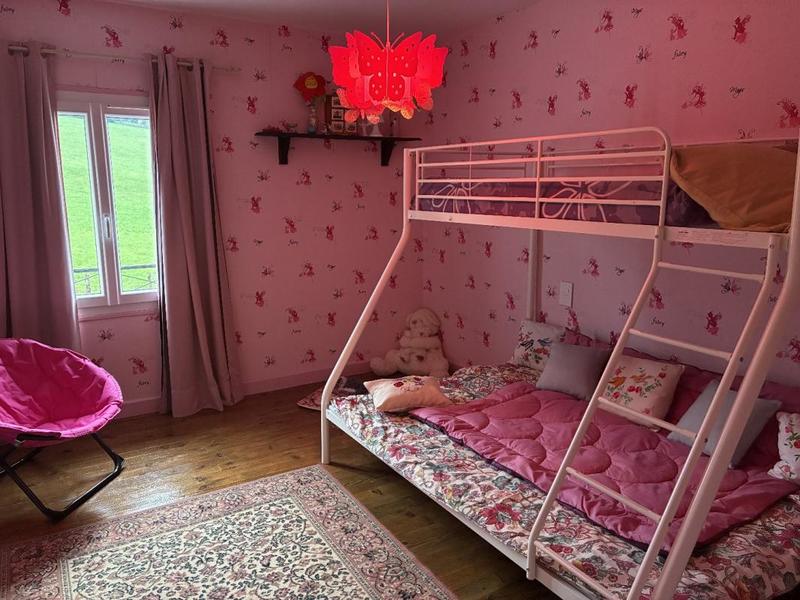 Demeure - 200 m² - 9 pièces