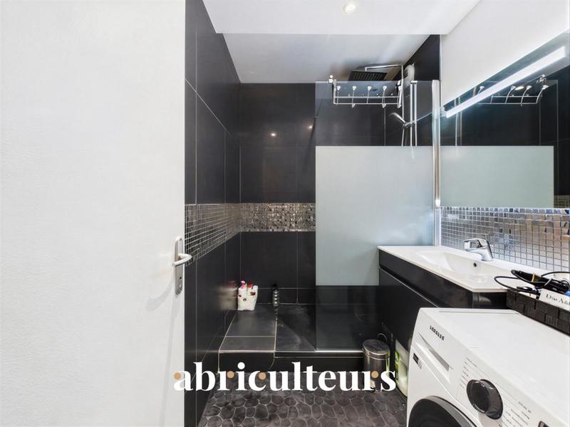 Appartement ancien - 69 m² - 3 pièces