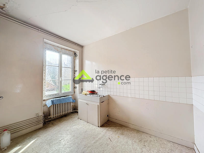 Immeuble - 273 m² - 14 pièces