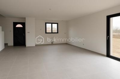 Maison jumelée - 90 m² - 4 pièces