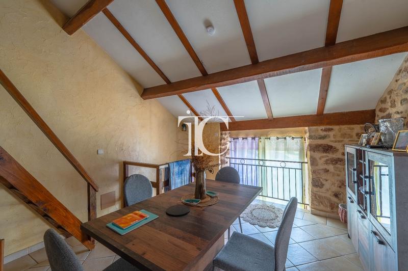 Maison de village - 98 m² - 3 pièces