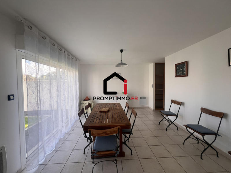 Maison traditionnelle - 208 m² - 7 pièces