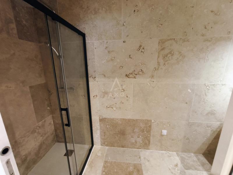 Pavillon - 138 m² - 7 pièces