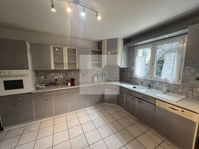 Maison - 125 m² - 5 pièces