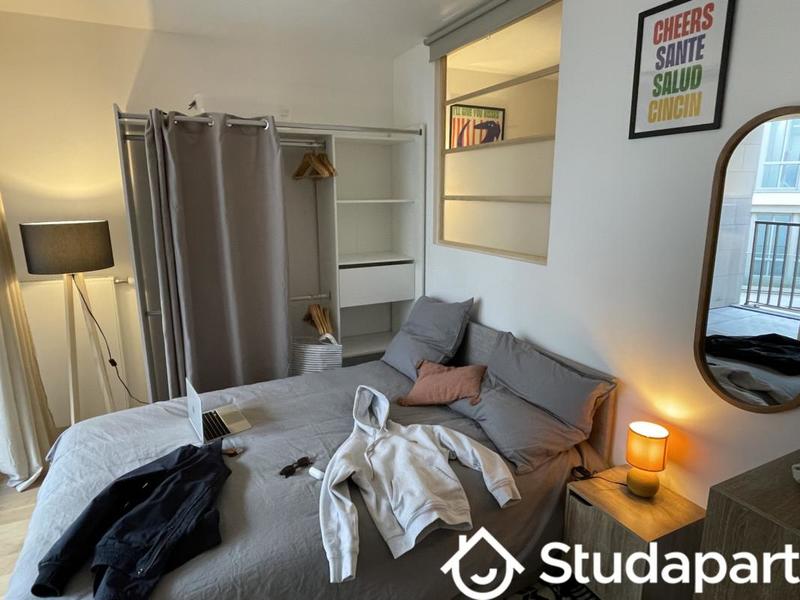 Chambre - 21 m² - 1 pièce