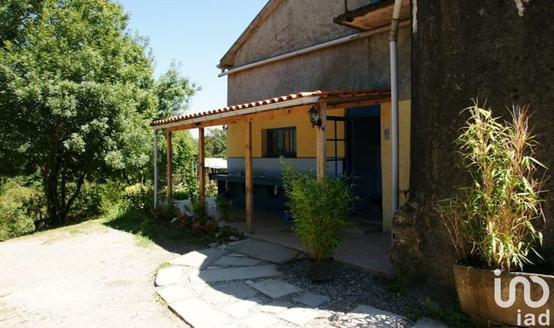 Local commercial - 165 000 m²