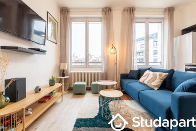 Chambre - 10 m² - 1 pièce