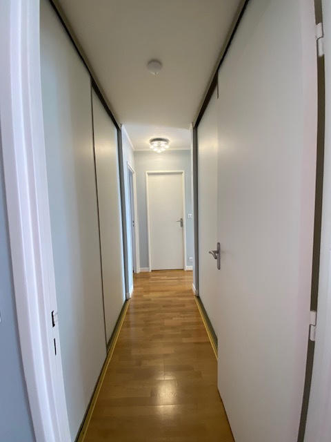 Appartement - 81 m² - 3 pièces