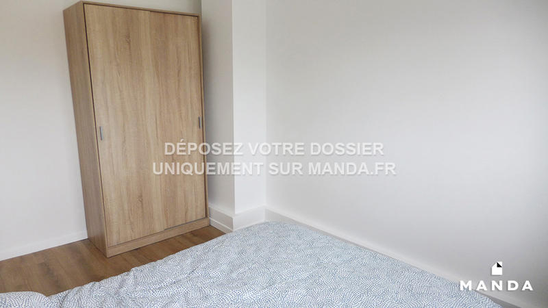 Chambre - 10 m² - 6 pièces