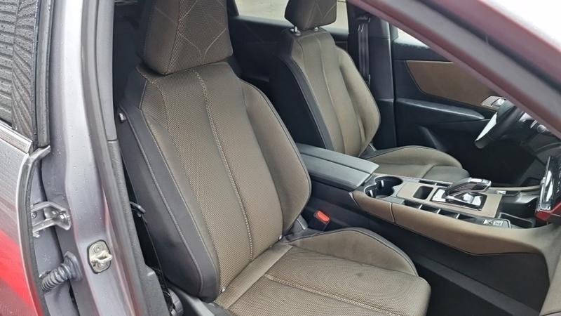 Ds Ds 7 Crossback bluehdi 130 eat8 business